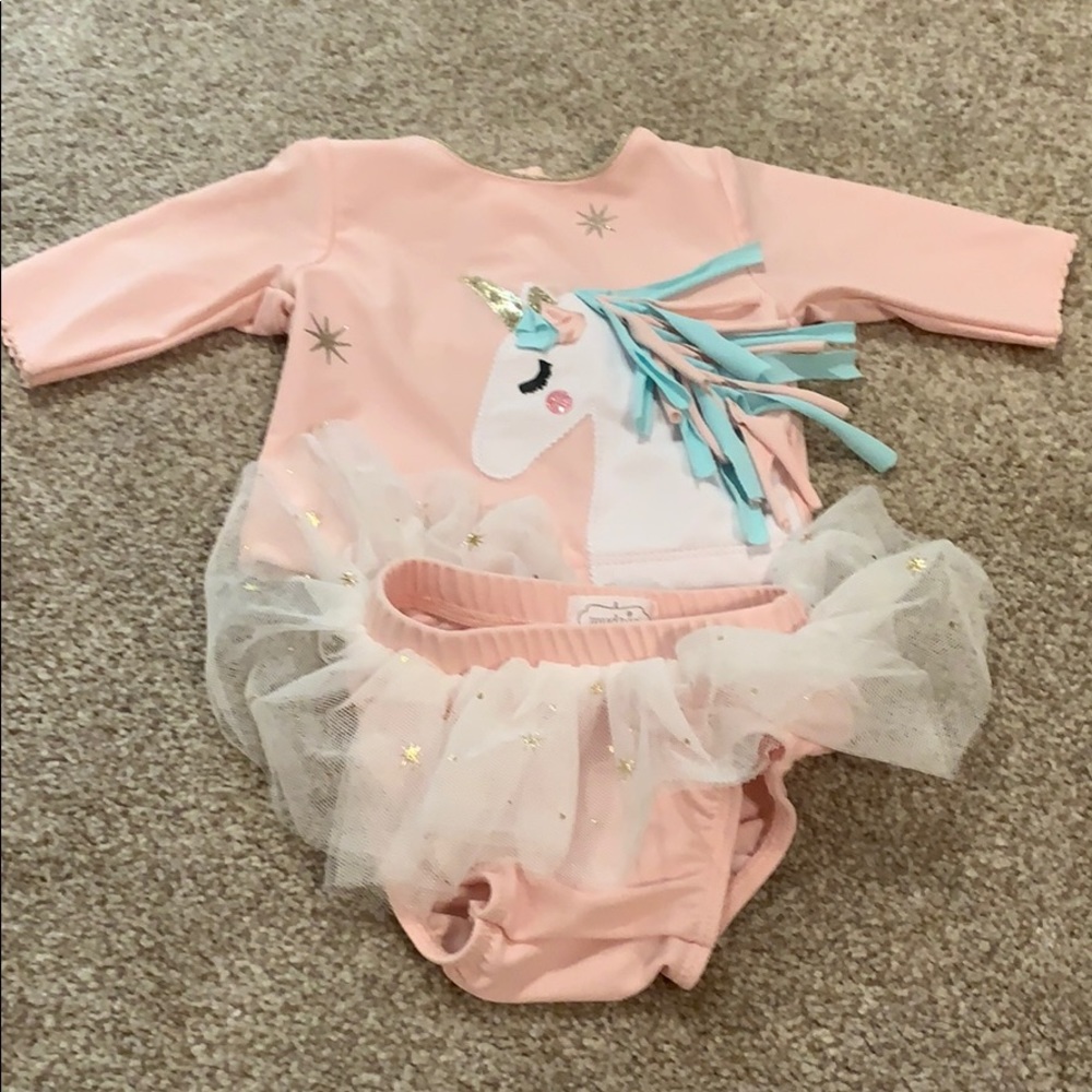 EUC MudPie swimsuit 3/6 months